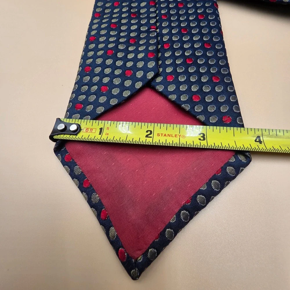 R&R Casuals Mens Silk Tie Navy Blue Gold Red Geometric Dot Made in Italy 0034